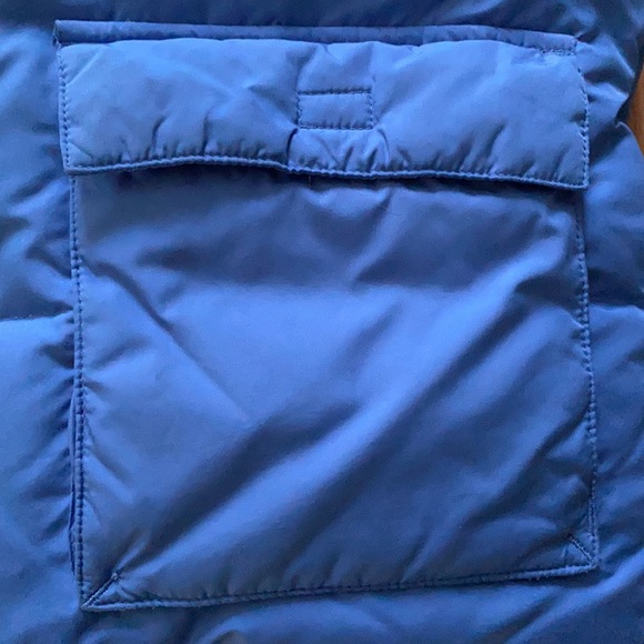 Tommy Hilfiger Reversible Down Vest - Picture 10 of 12